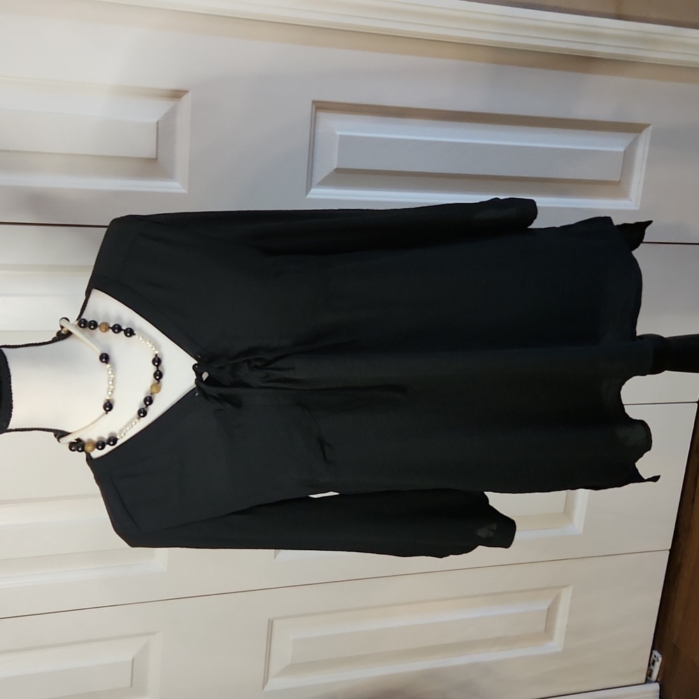 Maurices,  Excellent condition,  Women's Top,  Black,  Size Medium